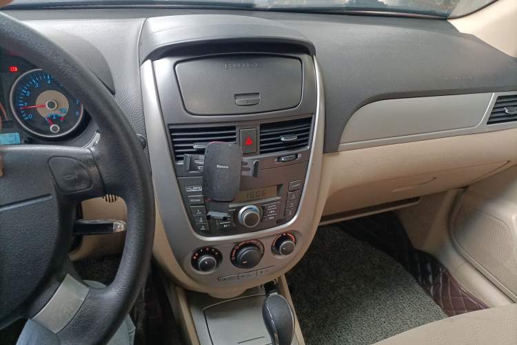 Used Buick Excelle 2013 1.5L Automatic Classic Model