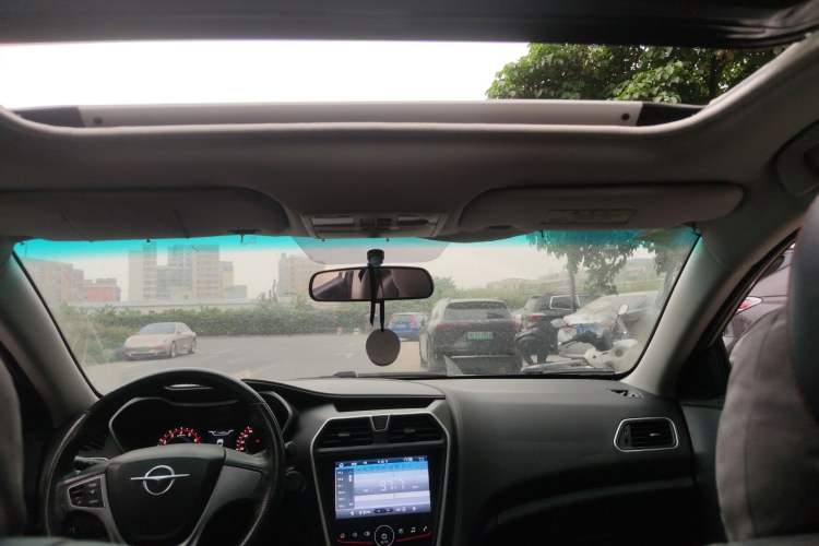 Used Haima Fumei 2017 1.6L Automatic Luxury Model Headliner