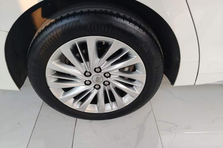 Used Buick Century 2023 2.0T Six-Seater Yinshi Edition