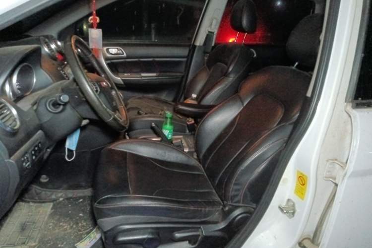 Used Haval H6 2013 Upgraded Model 1.5T Manual Two-Wheel Drive Elite Version