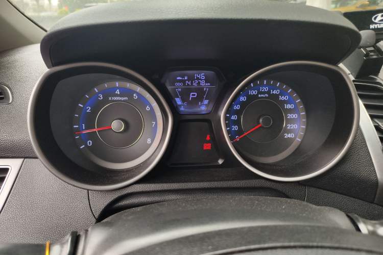 Used Hyundai Elantra (5th Generation / Langdong) 2012 1.6L Automatic Leading Model
