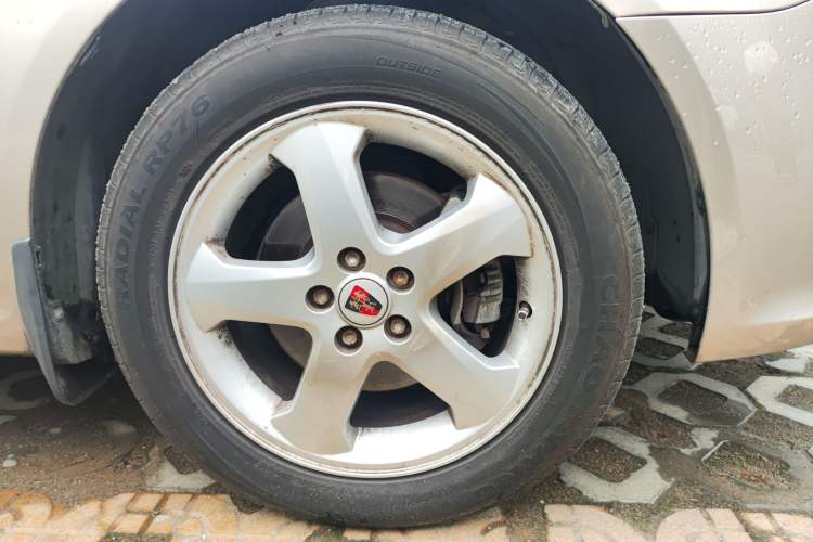 Used Roewe 350 2013 350S 1.5L Manual Xunchi Edition Right Front Wheel Hub