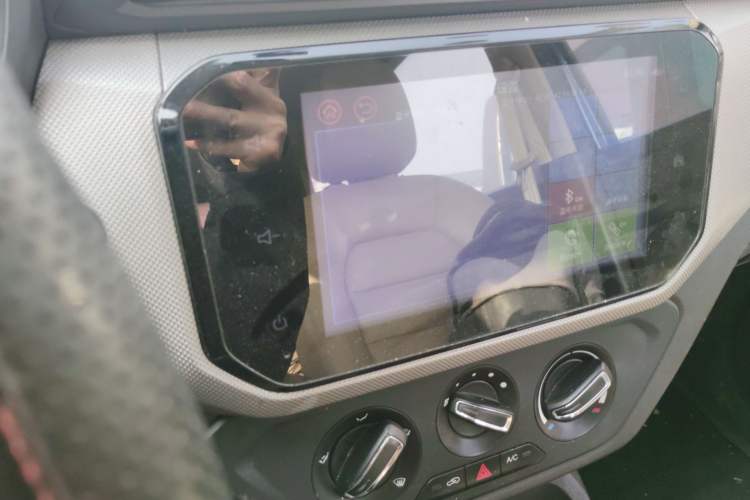 Used Wuling Hongguang 2019 1.5L S Comfort Edition China VI LAR
