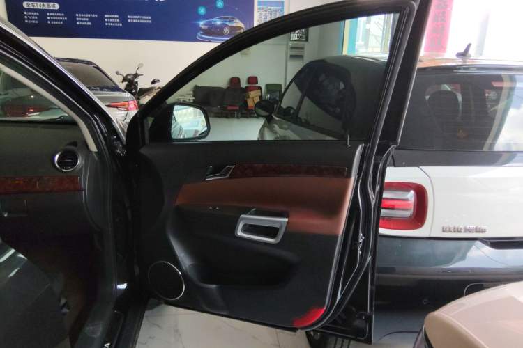 Used Opel Antara 2013 2.4L 4x4 Luxury Edition