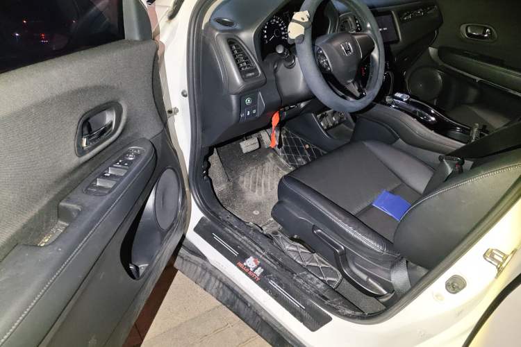 Used Honda Vezel 2019 1.5L CVT Pioneer Edition China V