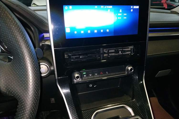 Used Haval M6 2021 PLUS 1.5T DCT Elite Smart Connectivity Model
