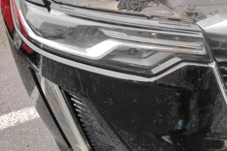 Used Cadillac XT6 2020 28T 7-Seater Four-Wheel Drive Luxury Version Right Front Headlight