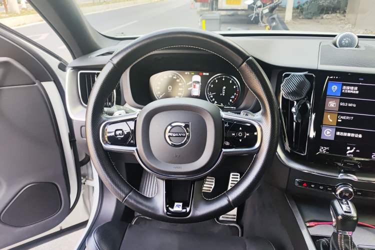 Used Volvo XC60 2019 T5 4x4 Zhiyuan Sport Edition China V Standard
