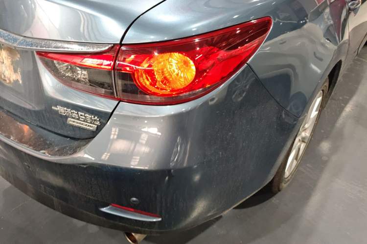 Used Mazda Atenza 2015 2.0L Blue Sky Luxury Edition