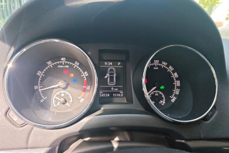 Used Skoda Yeti 2017 TSI280 DSG Car Enjoy Brothers Edition Instrument Cluster