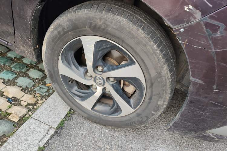 Used Toyota Levin 2017 Revised Dual-Engine 1.8H GS E-CVT Elite Sunroof Version China V Standard
