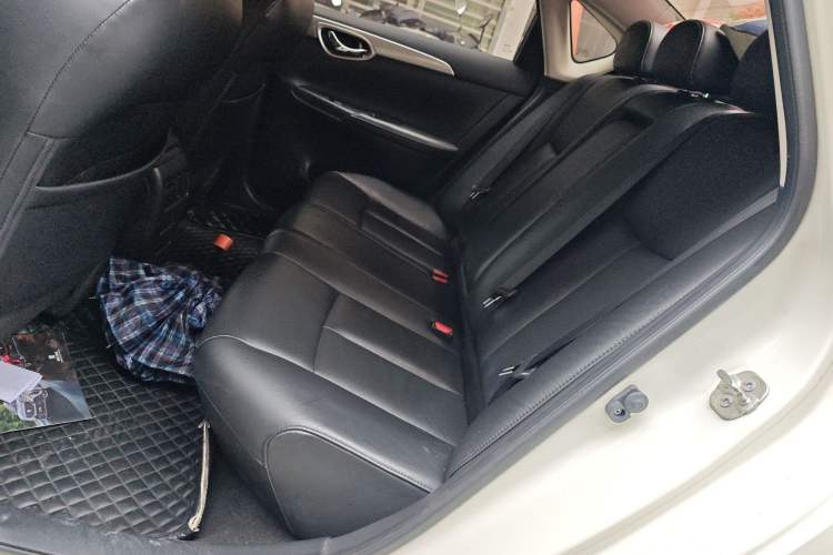 Used Nissan Sylphy 2014 1.6XV CVT Deluxe Edition
