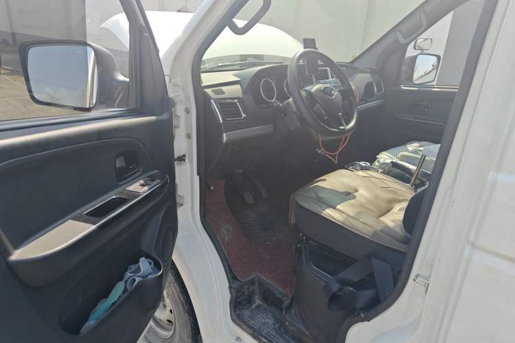 Used Foton Skyworth EV6 2023 Fast and Slow Charging Version
