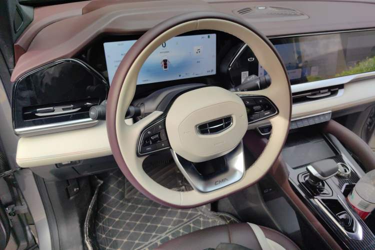 Used Geely Auto Monjaro L 2024 2.0TD High-Power Automatic Two-Wheel Drive Yunqi Version