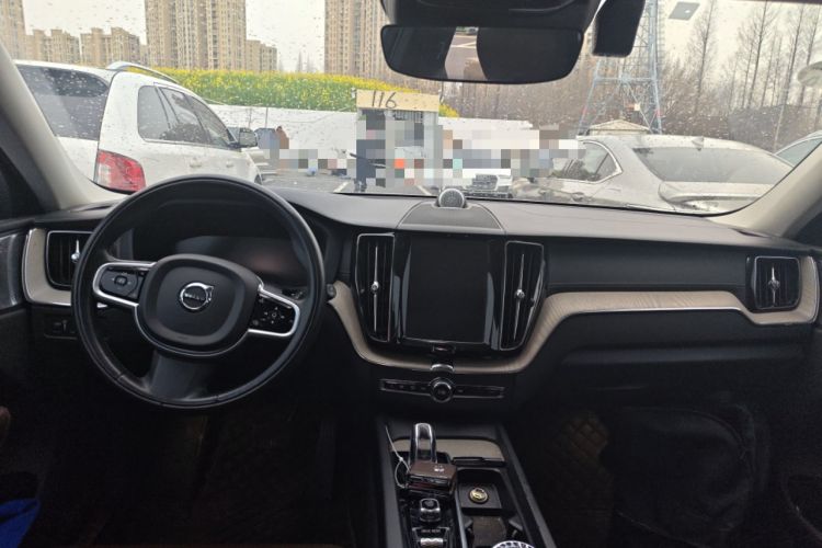 Used Volvo XC60 New Energy 2019 T8 E-Drive Hybrid Prestige Luxury Version China V Standard Center Console