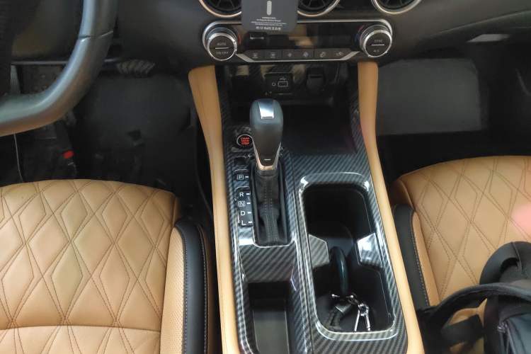 Used Nissan Sylphy 2020 Revised 1.6L TOP CVT Luxury Edition