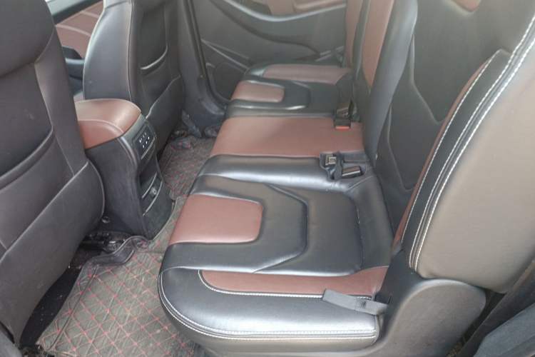 Used Dongfeng Fengon 580 2016 1.5T Manual Luxury Edition