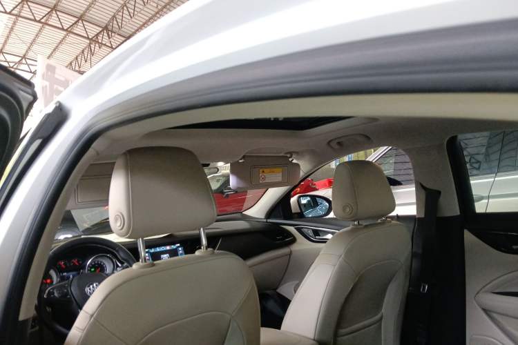 Used Buick Regal 2017 30H Elite Version Headliner