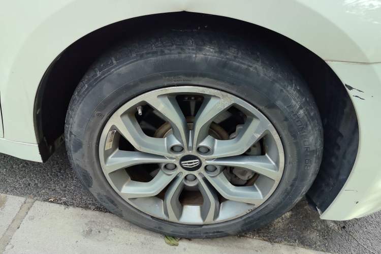 Used Geely Auto Emgrand GT 2016 2.4L Zunya Model