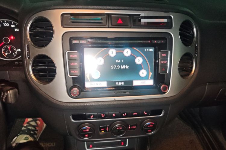 Used Volkswagen Tiguan 2015 1.8TSI Automatic Two-Wheel Drive Luxury Model