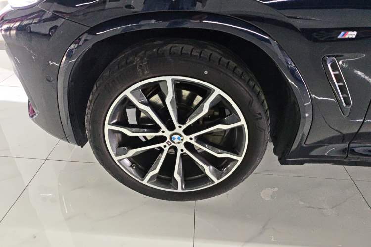 Used BMW X3 2022 Facelift xDrive30i Luxury Edition M Night Edition Package Left Front Wheel Hub