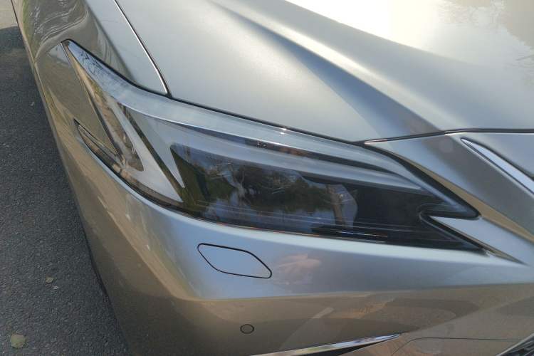 Used Lexus ES 2025 200 Premium Edition