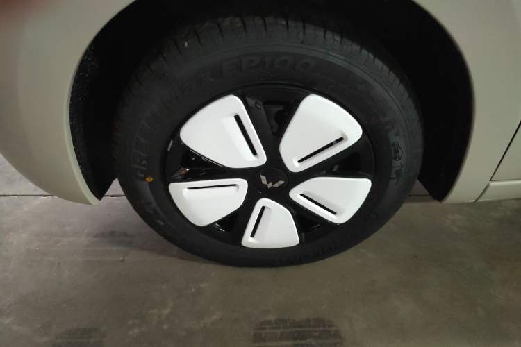 Used Wuling Hongguang MINIEV 2025 Four-Door Version Advanced Edition