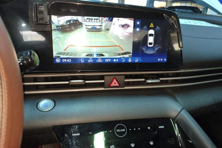 Used Hyundai Elantra 2022 1.5L CVT LUX Prestige Edition
