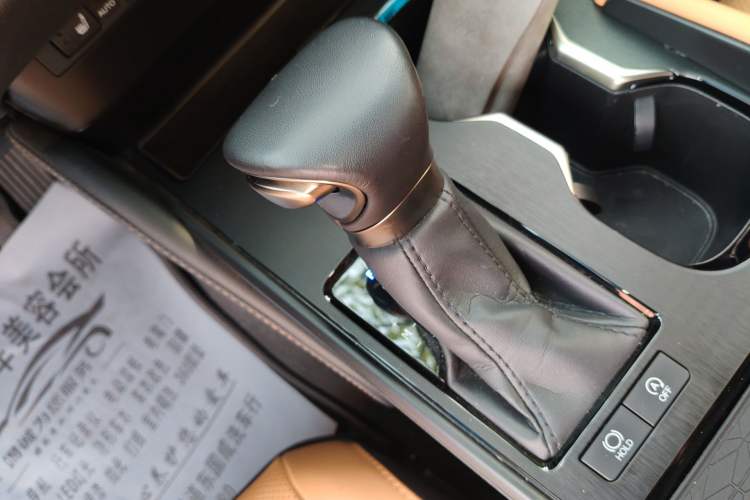 Used Lexus ES 2023 200 Excellence Edition Gear Lever