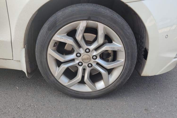 Used Geely Auto Emgrand GT 2015 1.8T Flagship Model