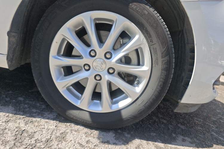 Used Buick GL6 2018 18T 6-Seater Luxury Model