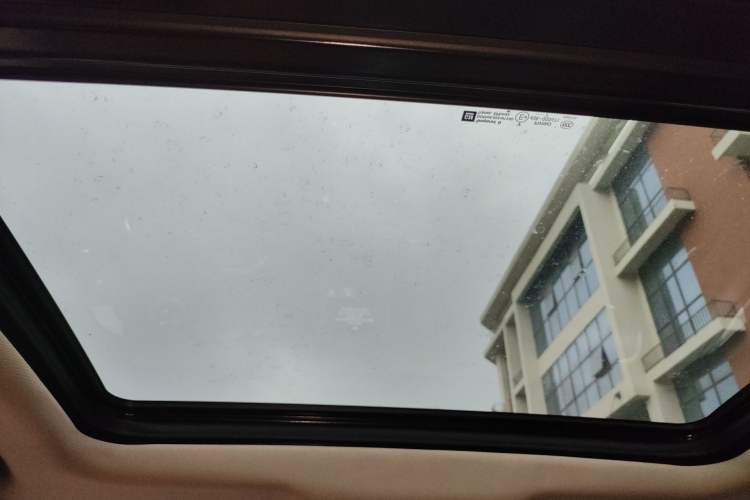 Used Buick Envision 2017 20T Two-Wheel Drive Elite Version Headliner