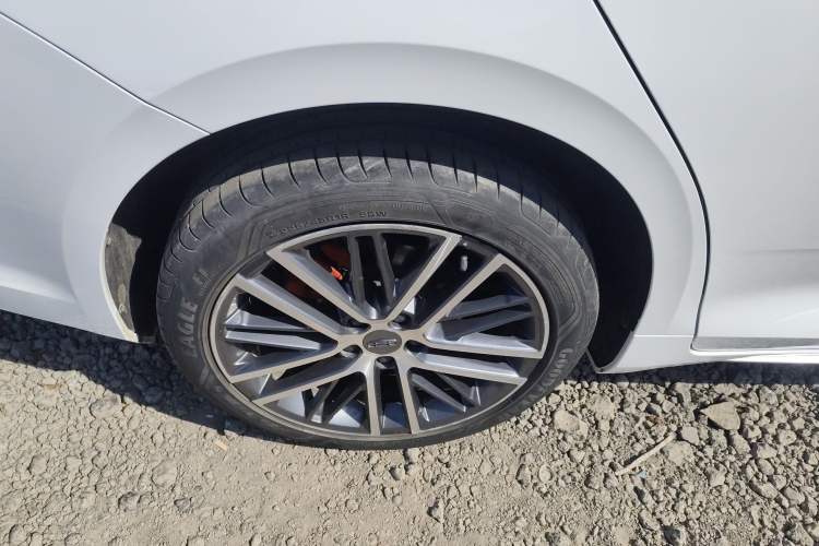 Used Geely Auto Preface 2021 Revised Version 2.0TD Luxury Edition Right Rear Wheel Hub