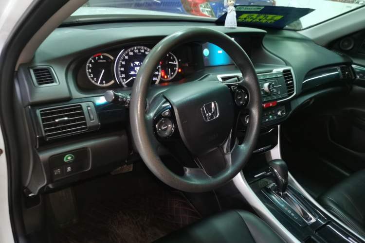 Used Honda Accord 2016 2.0L Comfort Edition
