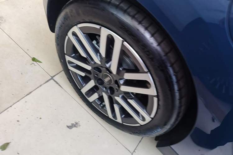 Used MINI Electric COOPER 2025 456km COOPER E Classic Style
