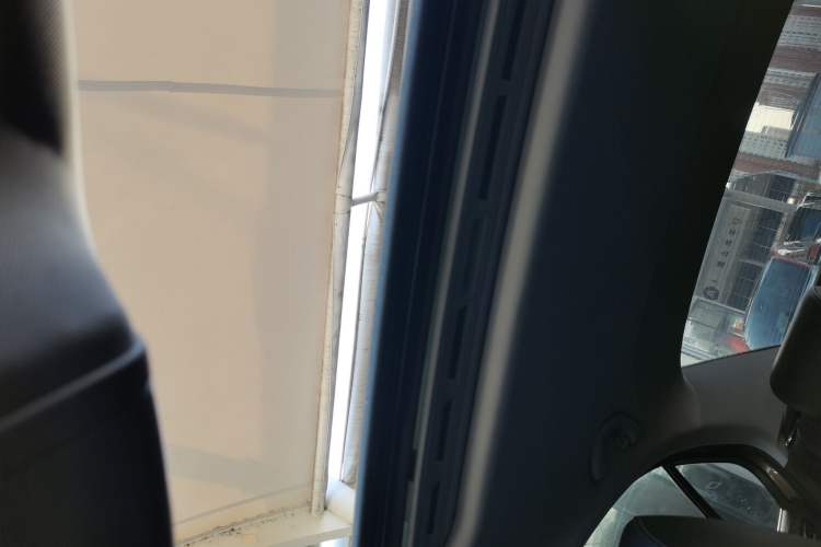 Used Volkswagen Sagitar 2015 280TSI Automatic Flagship Model Headliner