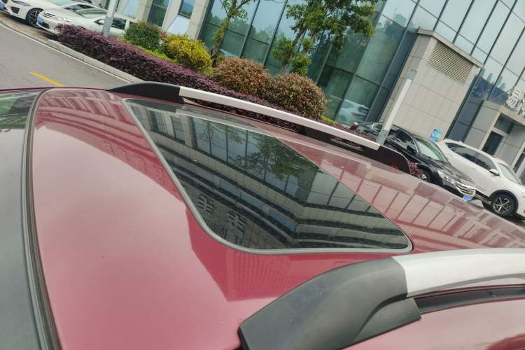 Used Subaru XV 2014 2.0i Comfort Edition Roof