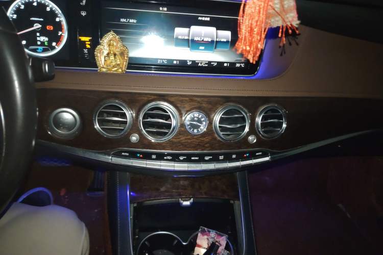 Used Mercedes-Benz S-Class 2014 S 320 L Business Model
