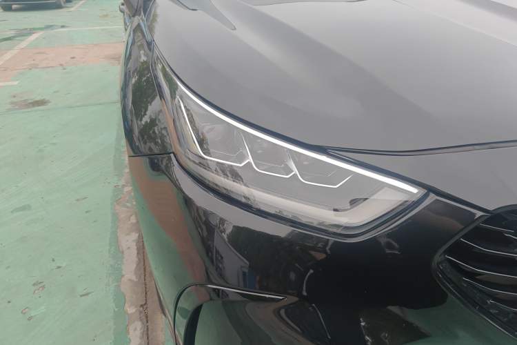 Used Toyota Crown Kluger 2021 2.5L HEV Four-Wheel Drive Premium Edition Right Front Headlight