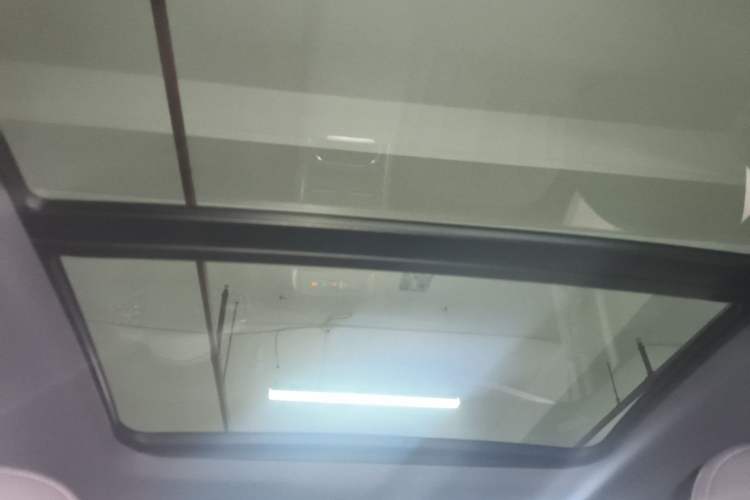 Used Roewe M7 DMH 2025 Model 160km Premium Version