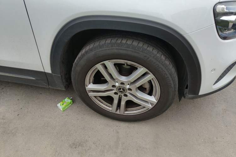 Used Mercedes-Benz GLB 2020 Updated GLB 200 Dynamic Edition Right Front Wheel Hub