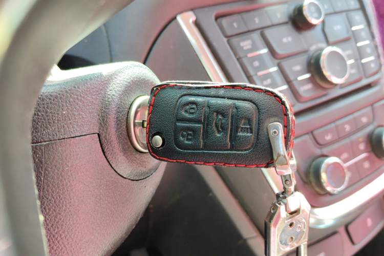 Used Buick Encore 2015 1.4T Automatic Two-Wheel Drive Urban Elite Version