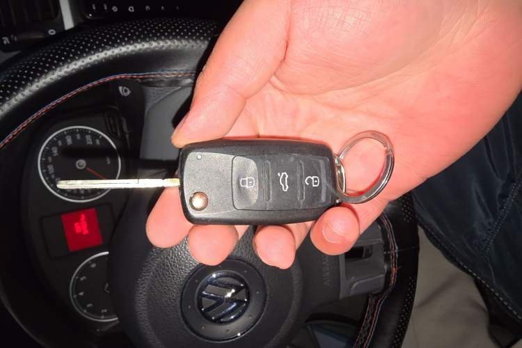 Used Volkswagen Bora 2012 1.6L Manual Fashion Edition
