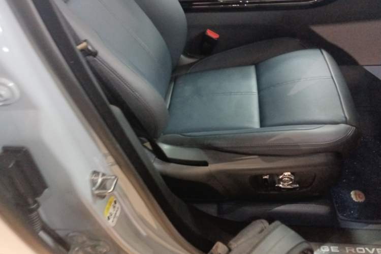 Used Land Rover Range Rover Velar 2024 Dynamic SE