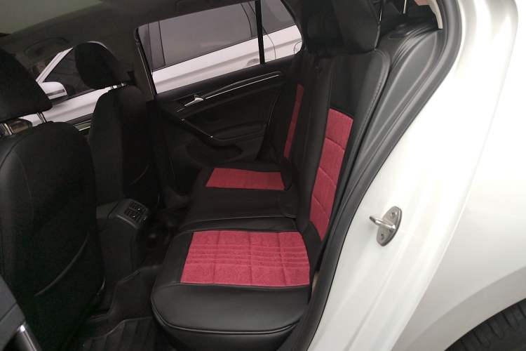 Used Volkswagen Golf 2018 230TSI Automatic Luxury Version