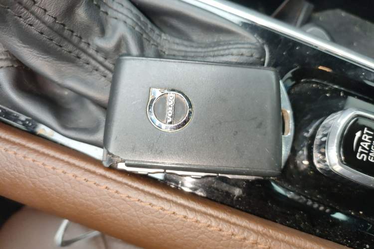 Used Volvo S90 2018 T4 Zhiyuan Edition Vehicle Key