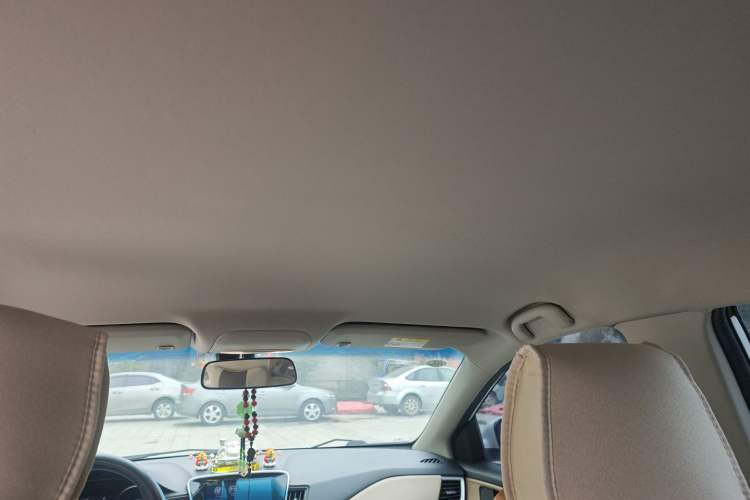 Used Chevrolet Monza 2020 320 Automatic Enjoyment Edition Headliner