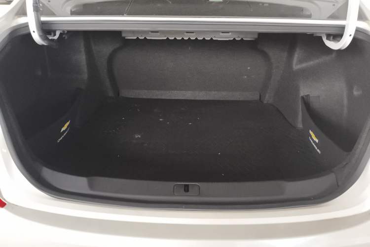 Used Chevrolet Monza 2024 1.5L Dual-Clutch Enjoyment Edition Trunk