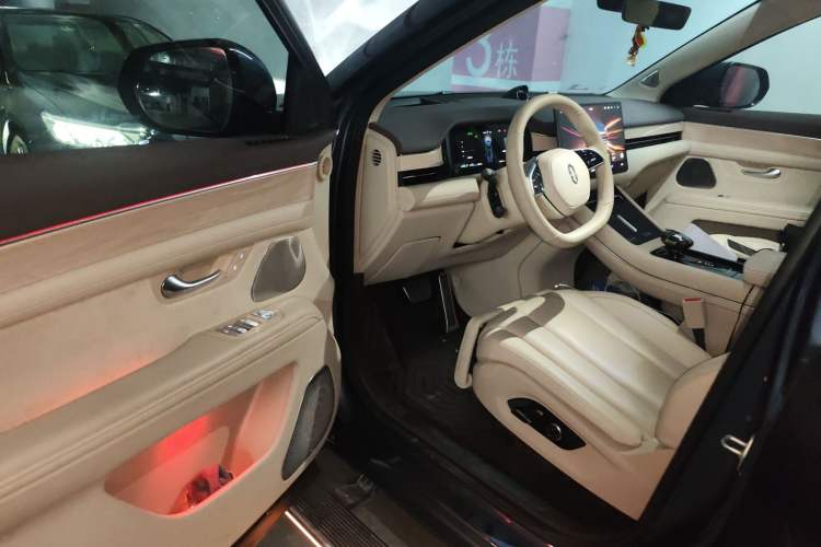 Used Hima AITO M7 2024 1.5T Intelligent Driving Rear-Drive Ultra Version 6 Seats