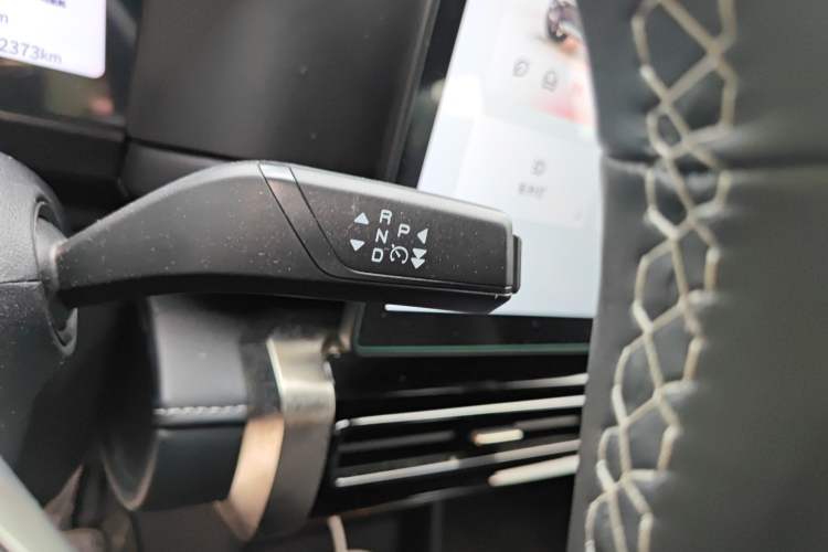 Used iCAR 03T 2024 501km Four-wheel Drive Long-Range Version Gear Lever